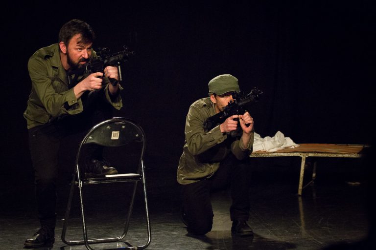 Le 4° Mur - Cie Les Sans Lendemain