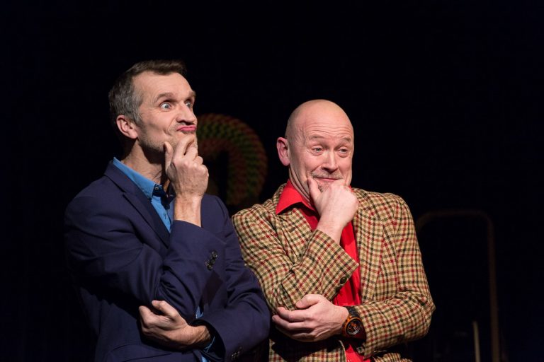 Un grand cri d'amour de Josiane Balasko par la troupe Les Mordus